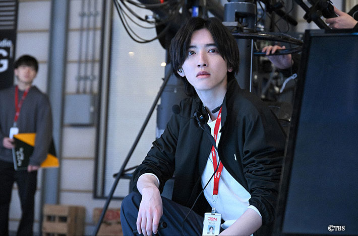 『キャスター』場面写真