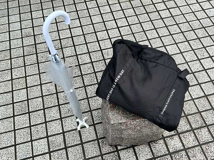 バッグと傘
