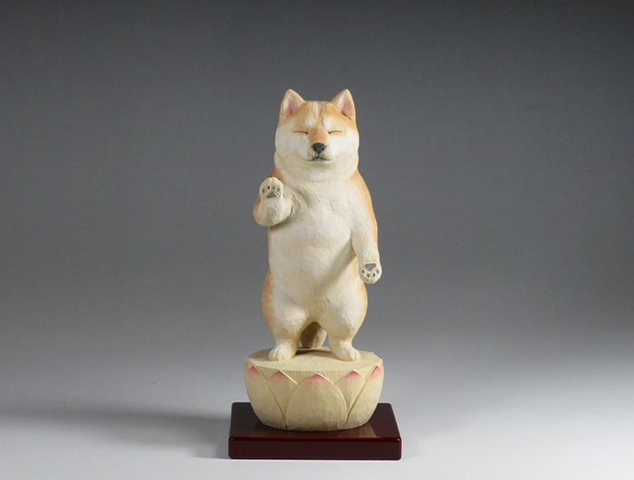 柴犬の仏像の写真