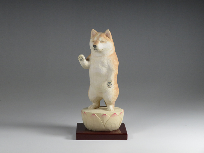 柴犬の仏像の写真