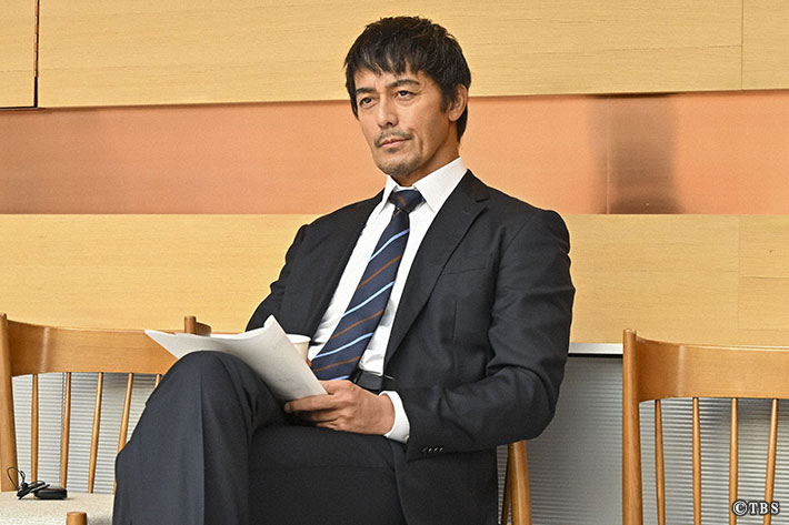 『キャスター』場面写真