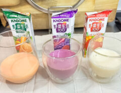 牛乳と野菜ジュースの写真