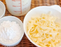 『増えるチーズ』を作る写真