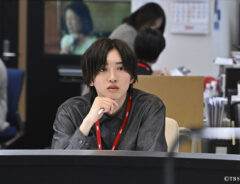 『キャスター』場面写真