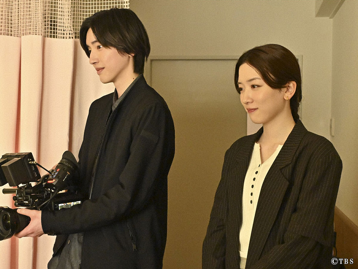 『キャスター』場面写真