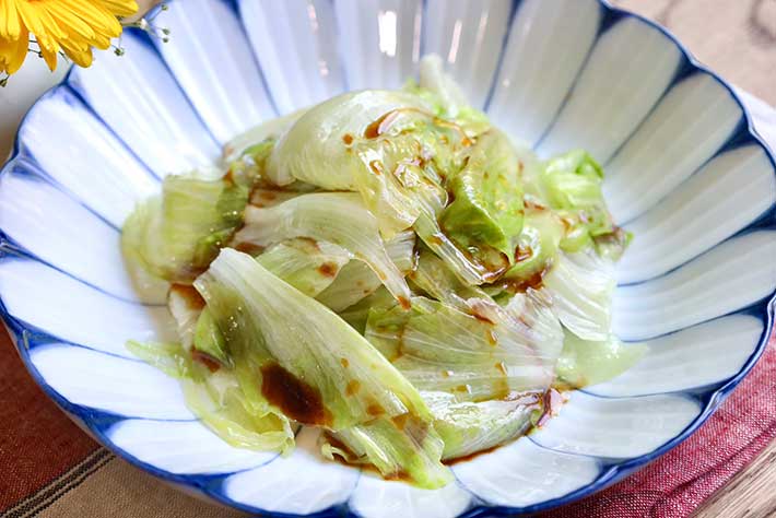 レタスの湯引き