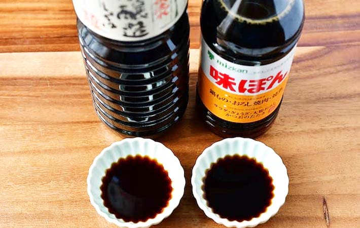醤油とポン酢の写真