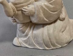 オーブン粘土で作った水差しの写真