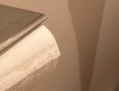 トイレにキッチンペーパー