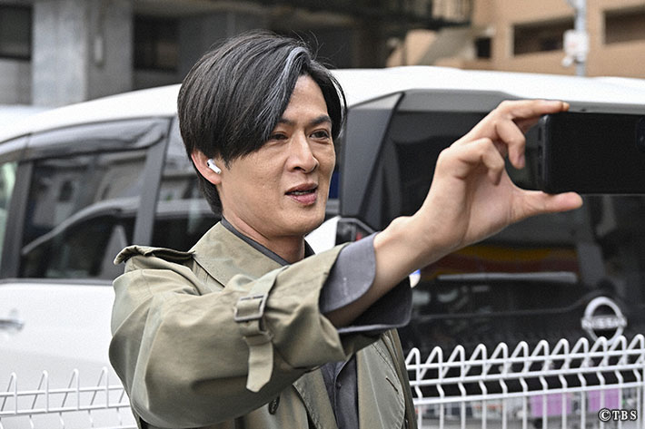『キャスター』場面写真