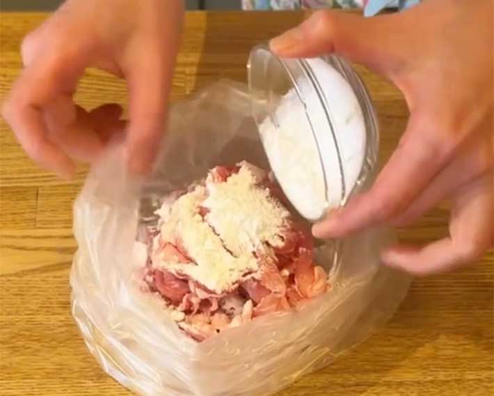 豚コマチーズボール