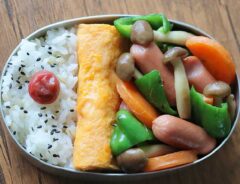 お弁当の写真