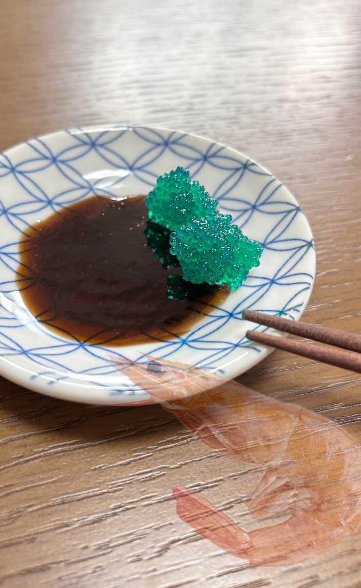 『甘エビの卵ピアス』の画像