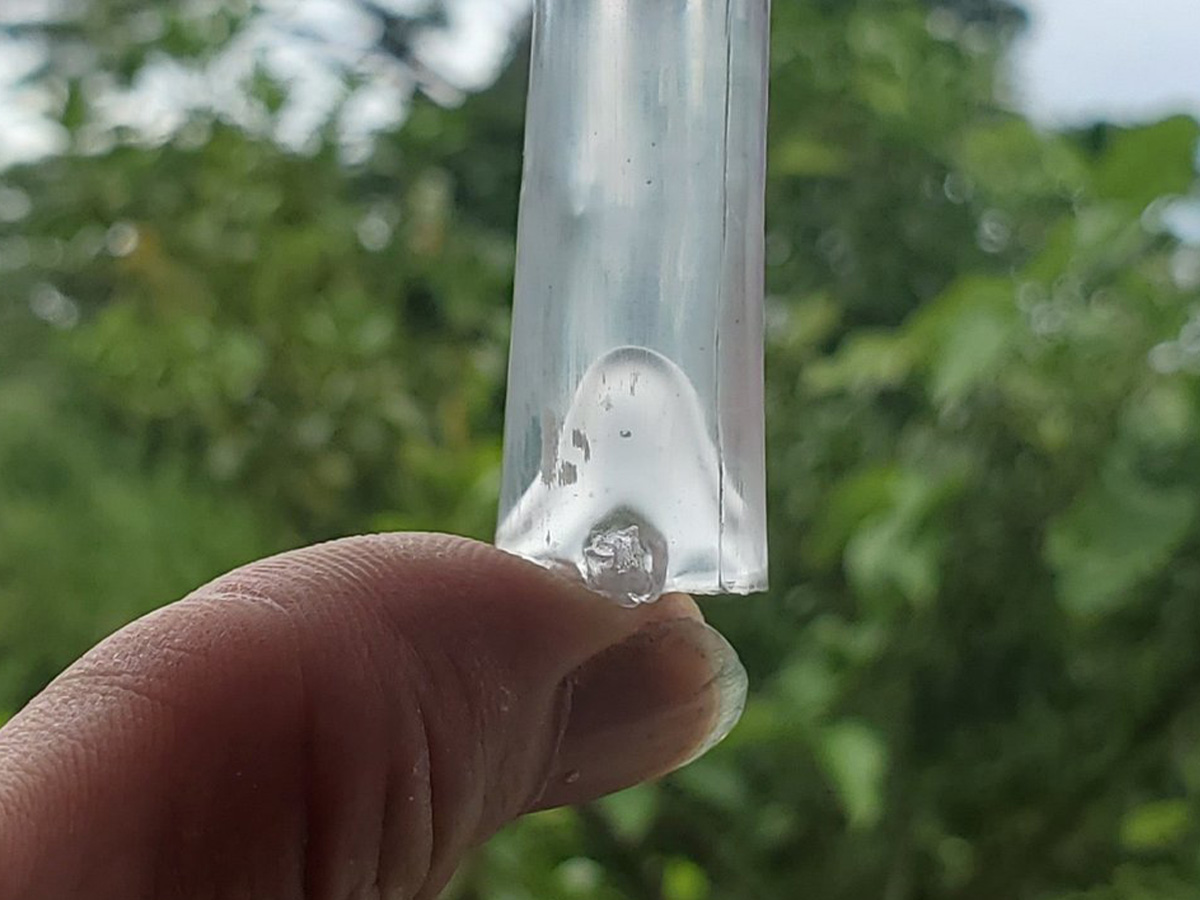 接着剤の写真