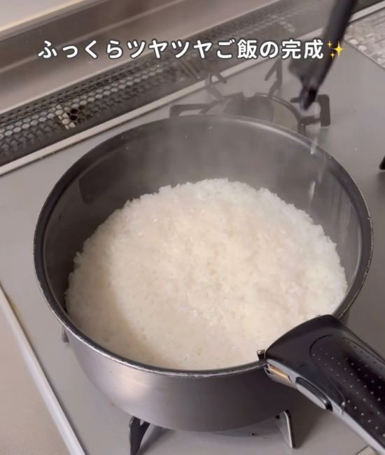 鍋で炊いたご飯