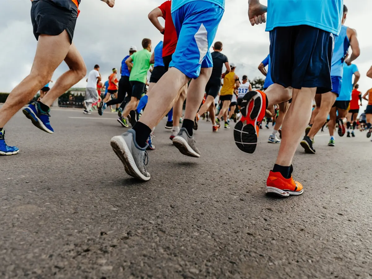 10kmマラソンの平均タイムはどれくらい?男女別、レベル別に解説