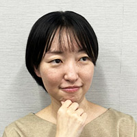 スダさん