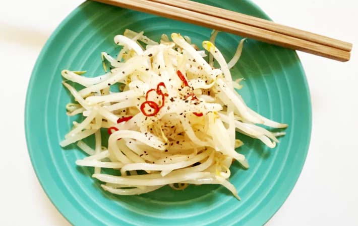 『もやしのペペロンチーノ』の完成写真