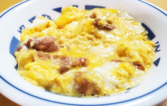 『焼き鳥缶のチーズ親子煮』の完成写真