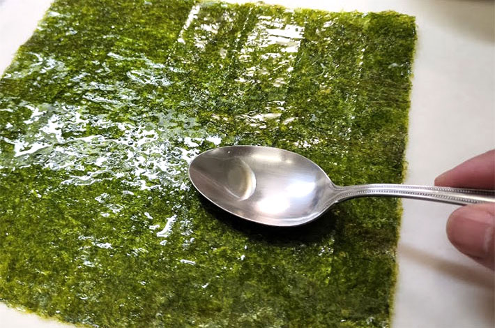 『韓国海苔』を作る写真