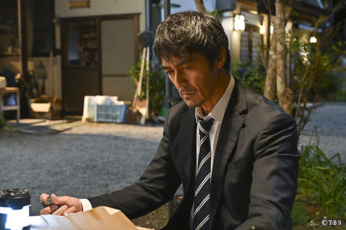 『キャスター』場面写真