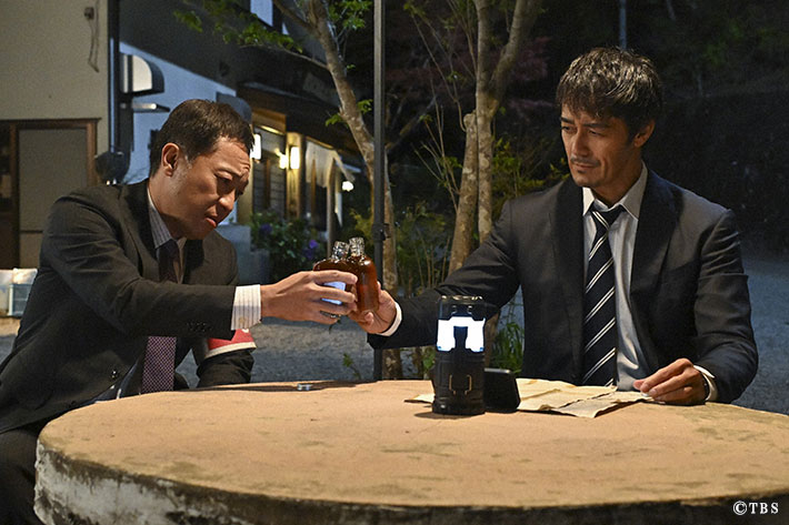 『キャスター』場面写真
