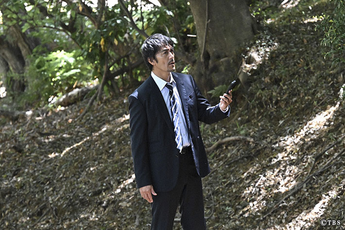 『キャスター』場面写真