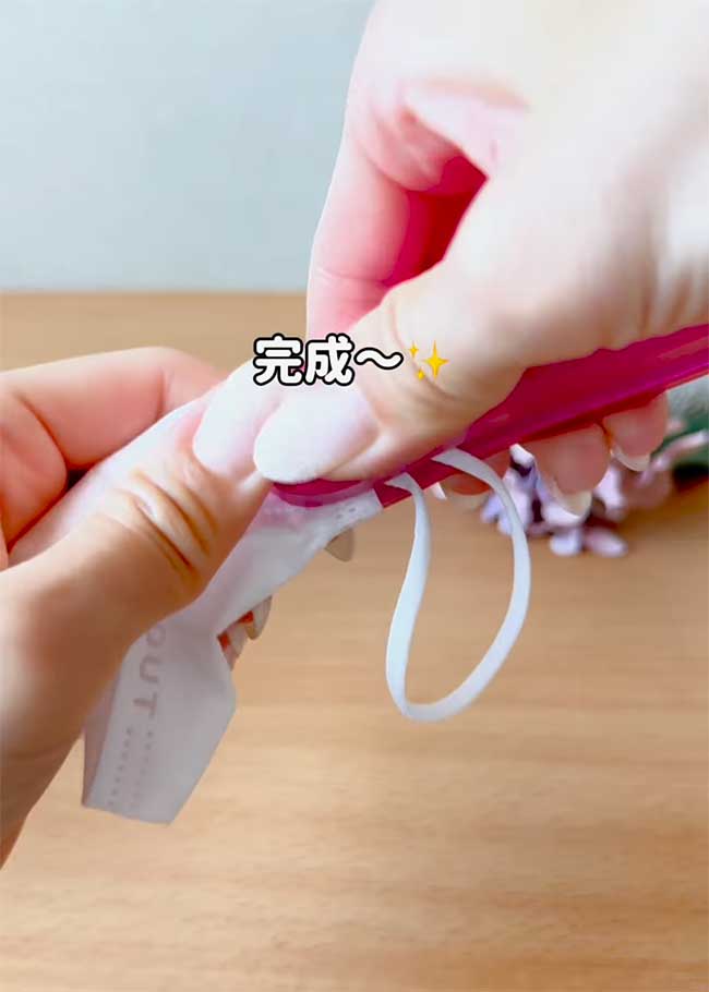 マスクを使った乾燥材の作り方