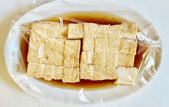 『厚揚げの煮物』を作る写真