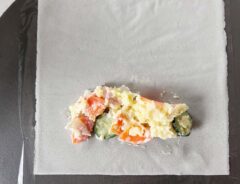 『ポテトサラダが大活躍！カリふわ春巻き』を作る写真