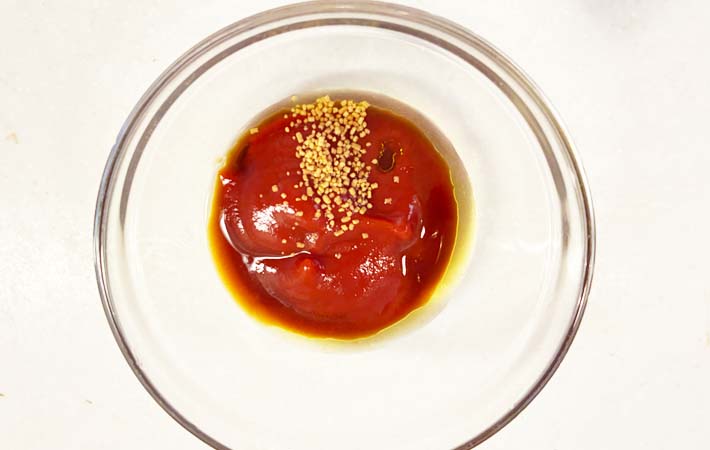『まるでピザなギョーザ』を作る写真