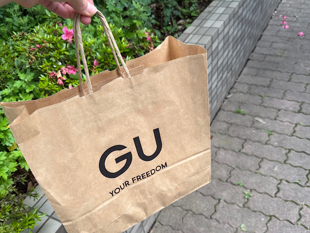 GUのショッパーの写真