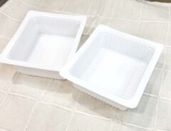 豆腐の空きパックの写真