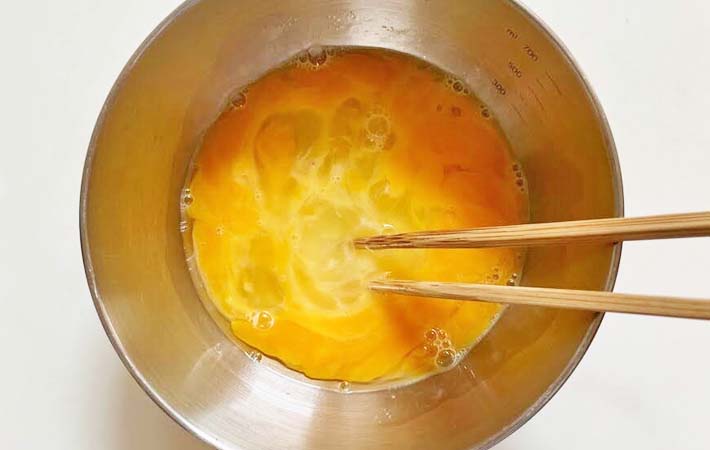 『練乳玉子焼き』を作る写真