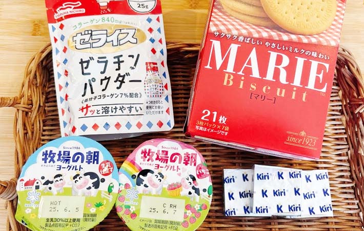 『カップヨーグルトチーズケーキ』の材料写真
