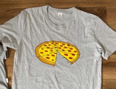ピザのTシャツ