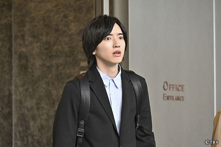 『キャスター』場面写真