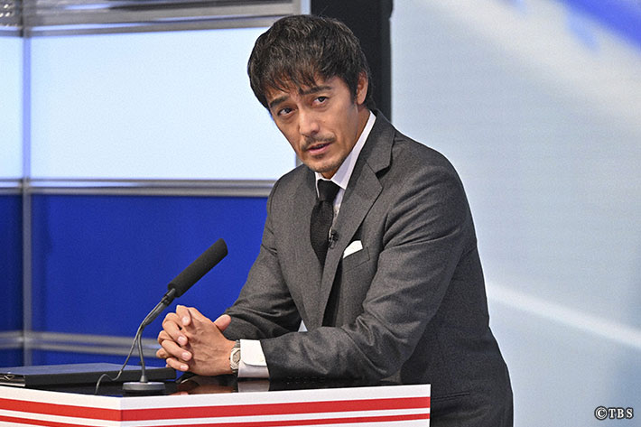 『キャスター』場面写真