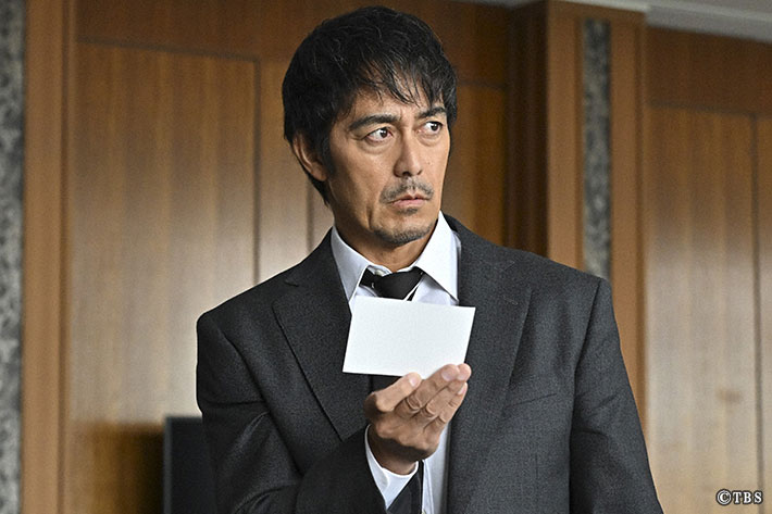 『キャスター』場面写真