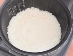 炊飯器の画像