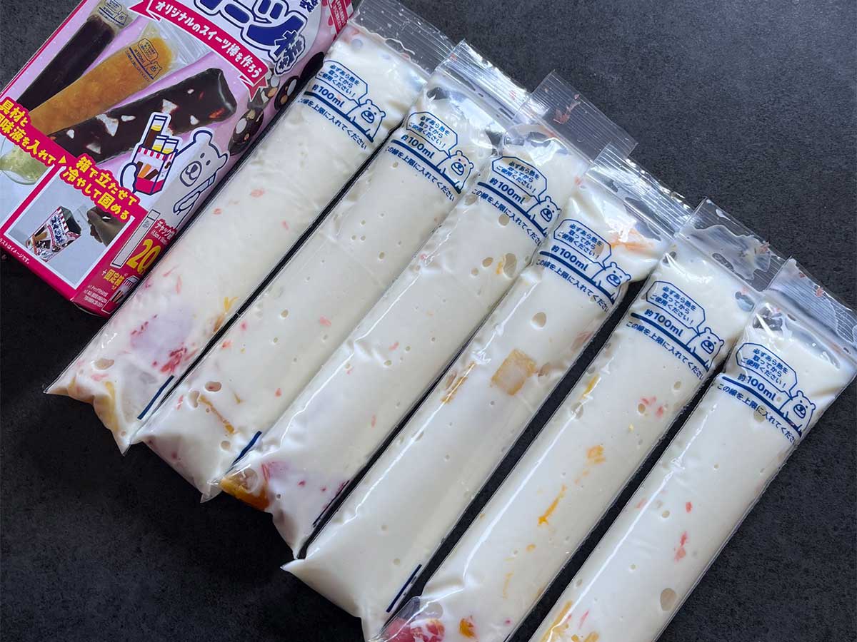 製菓用チャック袋スイーツ棒を使っている写真