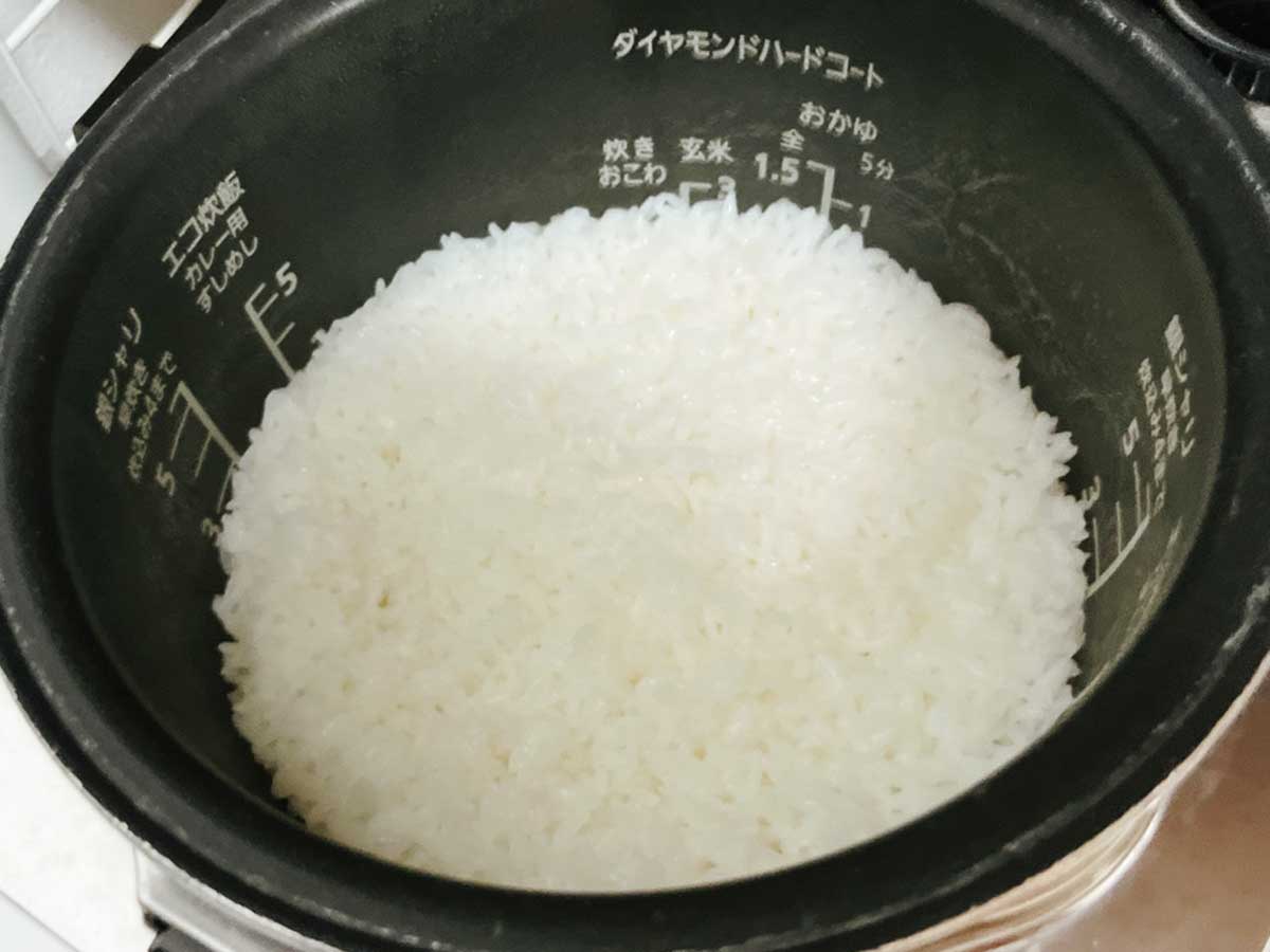 炊飯器