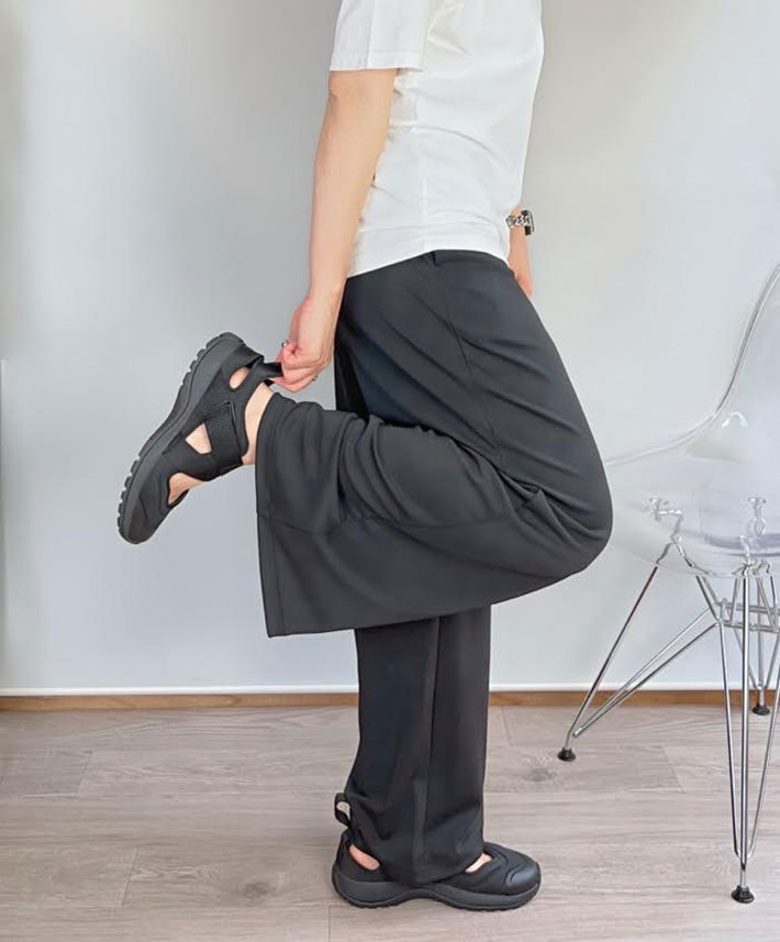 ユニクロのパンツの写真