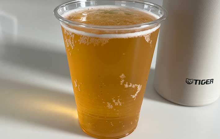ビールが入ったコップ