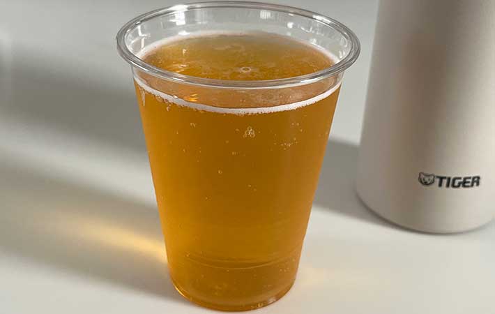 ビールが入ったコップ