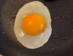 目玉焼き