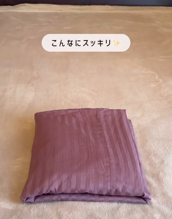 四角形に折りたたんだボックスシーツ