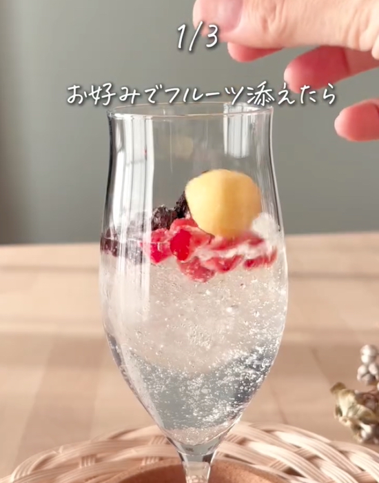 フルーツを入れる