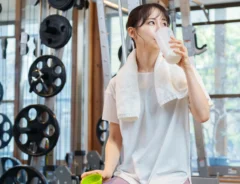 １週間メニューで筋トレを習慣化！器具なしで鍛える方法を解説