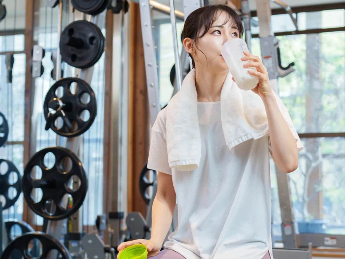 1週間メニューで筋トレを習慣化!器具なしで鍛える方法を解説